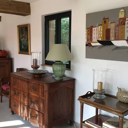 度假居 Pressoir Normand Renove Et Decore *